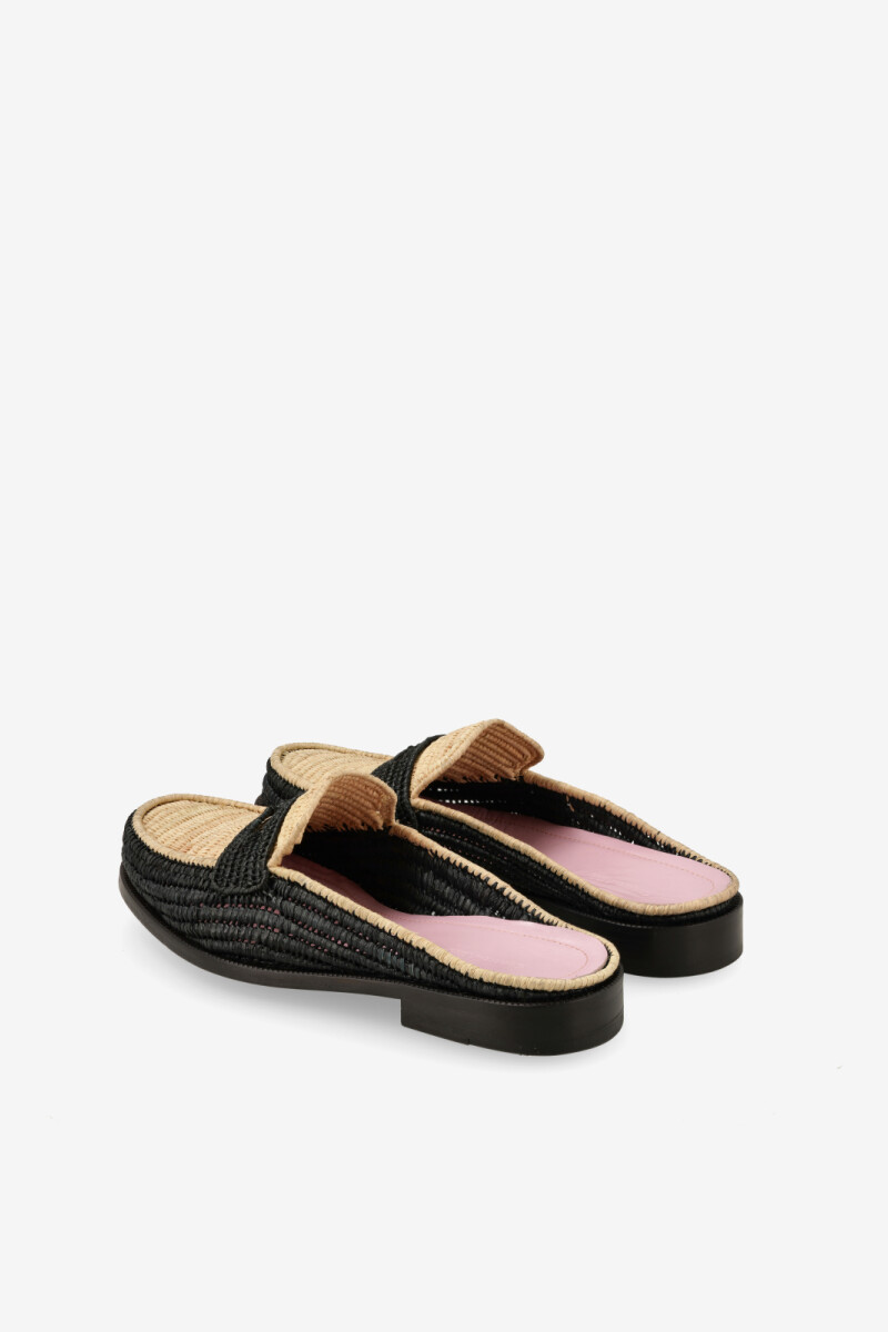 ZAPATO BORNAZIL Negro