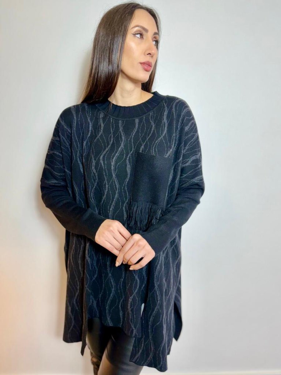 SWEATER OVER BOLSILLO FLECOS - NEGRO 