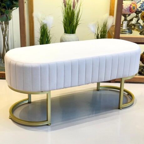 Banqueta Otomana Beige Largo 100cm x Ancho 40cm x Alto 45cm Banqueta Otomana Beige Largo 100cm x Ancho 40cm x Alto 45cm
