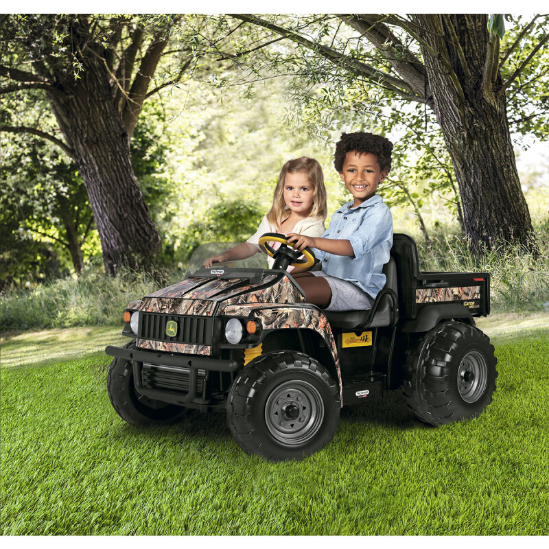 Jeep Gator HPX Camuflado Auto a batería 12V Peg Perego Jeep Gator HPX Camuflado Auto a batería 12V Peg Perego
