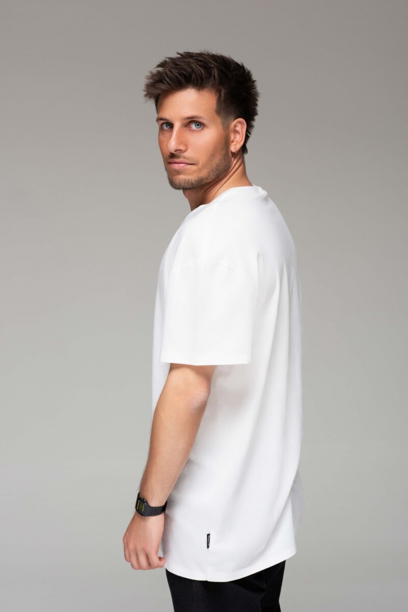 REMERA MINI BRACKET OVER TEE B-blanco