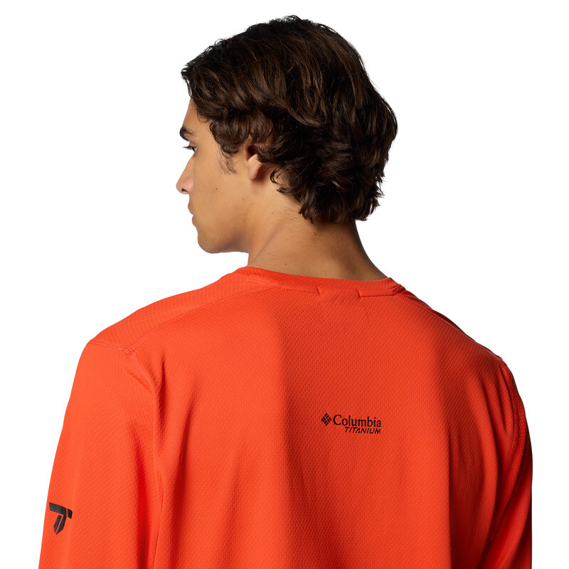 Summit Valley LS Crew-Black Spicy