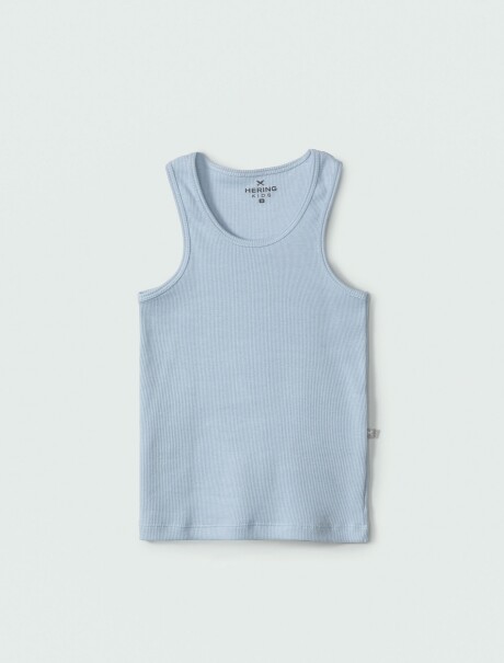 MUSCULOSA BÁSICA INFANTIL EN TELA CANALADA CELESTE