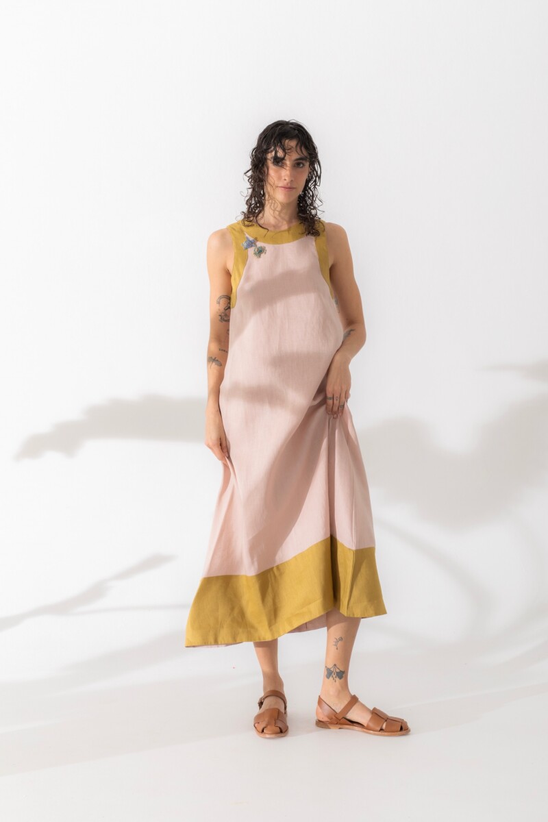 VESTIDO ACAI LONG SS25 Rosa Y Pista
