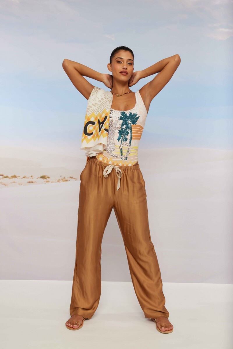LONG PANTS Caramelo