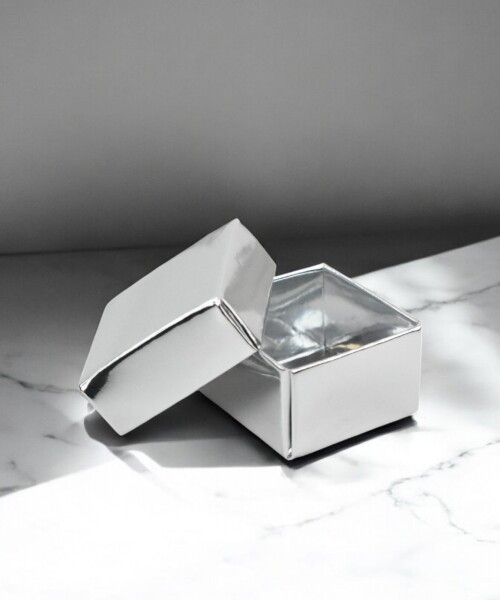 Caja laminada 01 - 2,5x4x4 cm. PLATA