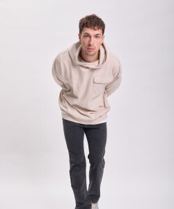 Canguro deportivo con bolsillo Beige