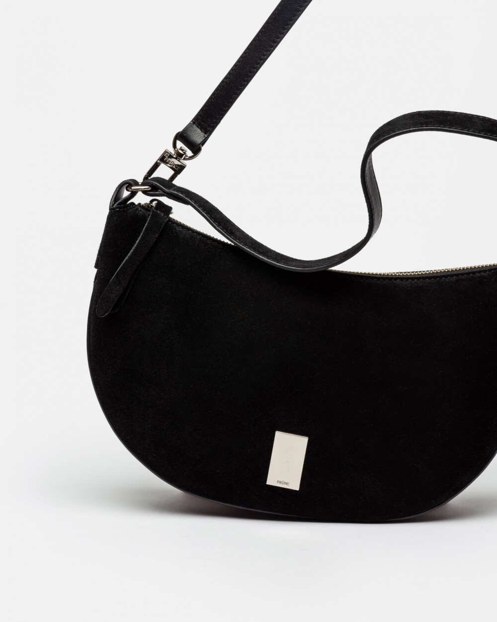 Cartera al Hombro Lua En Cuero Gamuza Negro