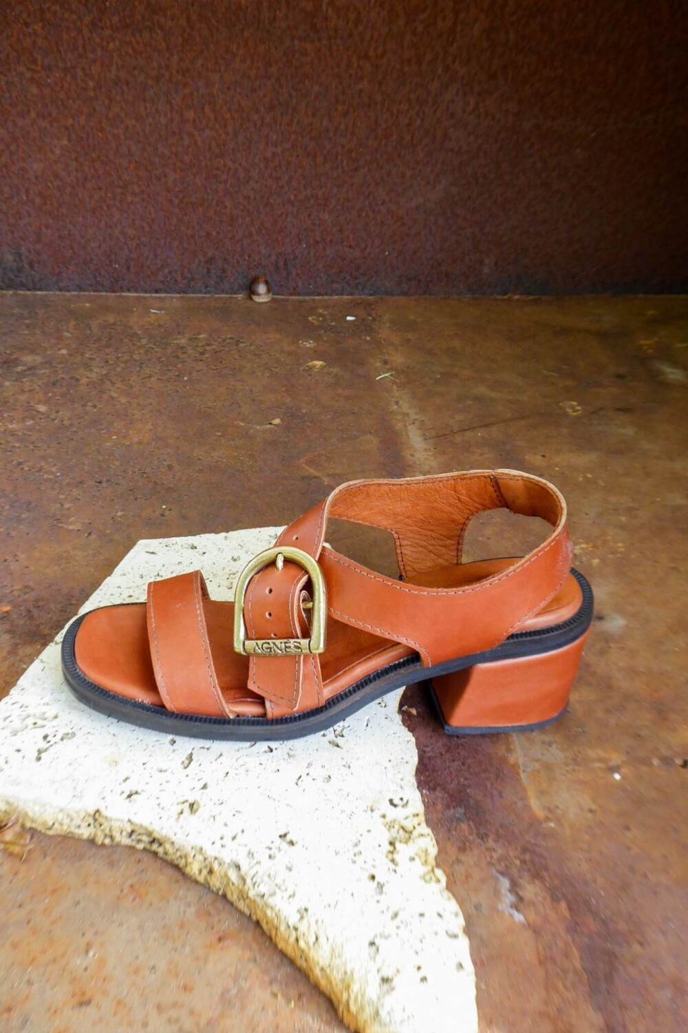 Buckle Sandals Camel