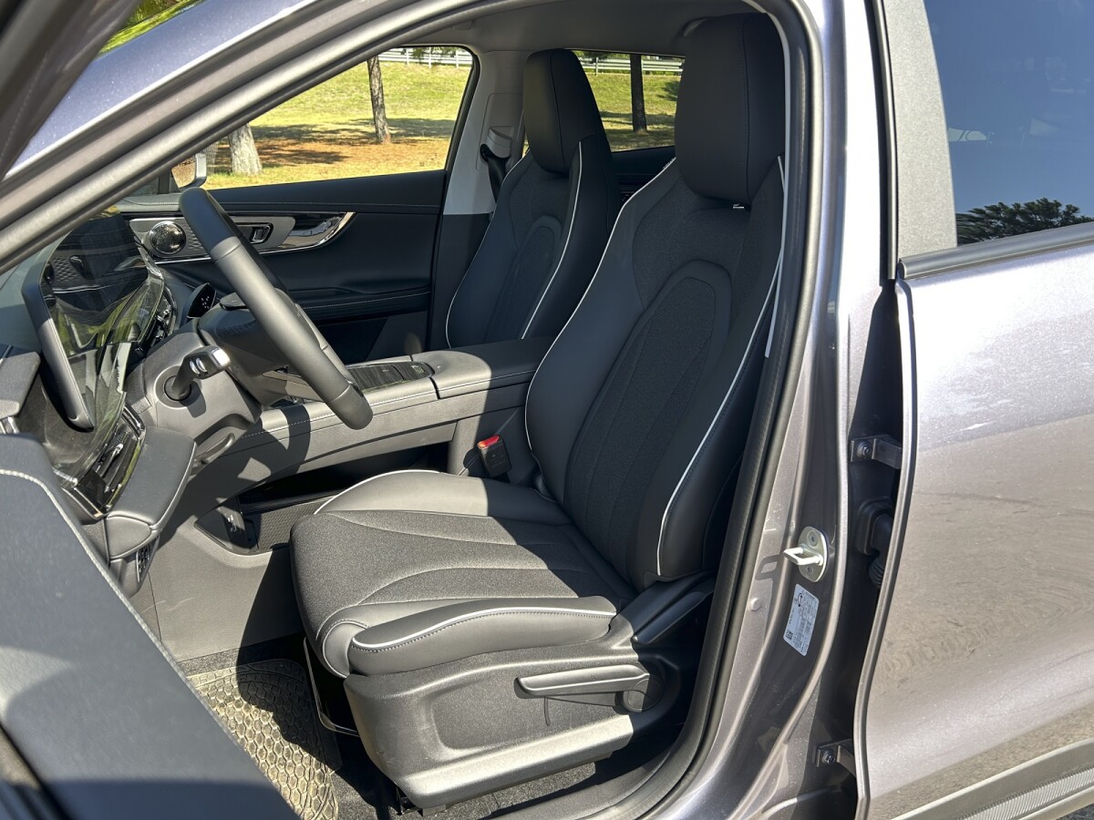 Omoda E5 Comfort 100% Eléctrica Extra Full Omoda E5 Comfort 100% Eléctrica Extra Full