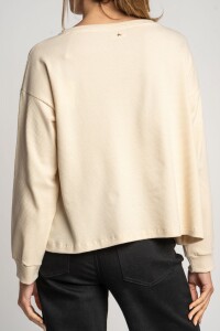 Sweater Arena
