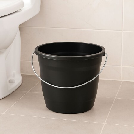 BALDE PLASTICO 5 LITROS NEGRO NEGRO
