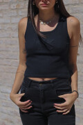 Musculosa Relief NEGRO