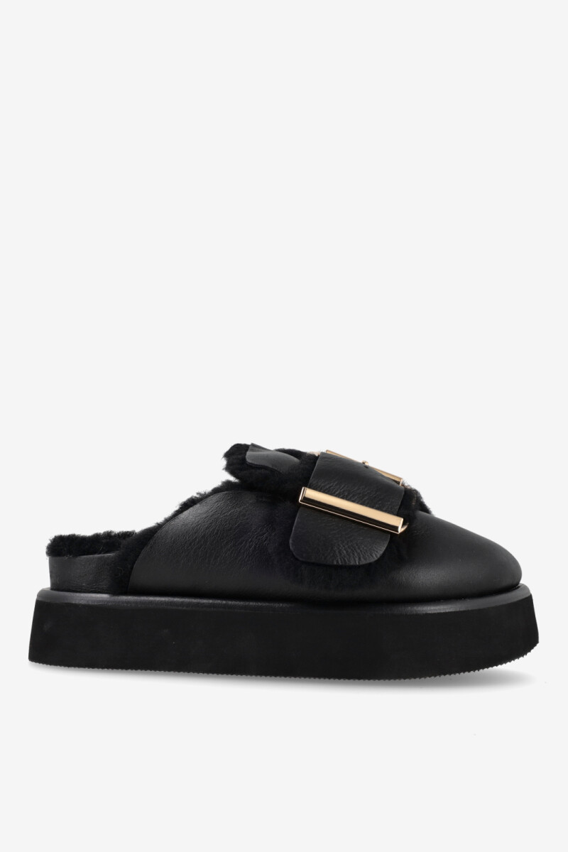 ZUECO CON PLATAFORMA Y PELO Negro