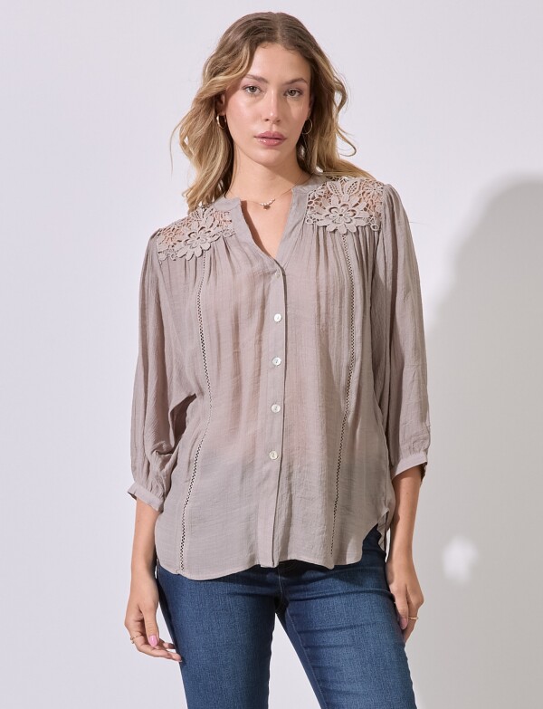 Blusa Crochet KHAKI