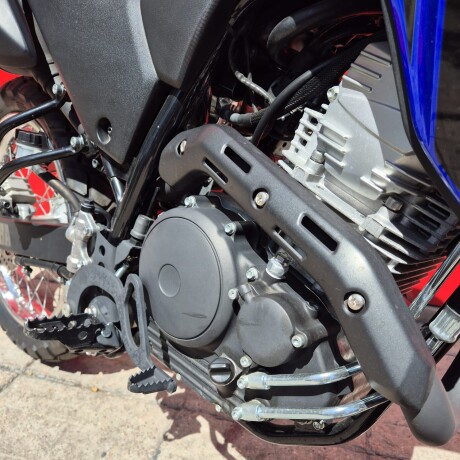 Yamaha XTZ 250 Lander Usada Yamaha XTZ 250 Lander Usada