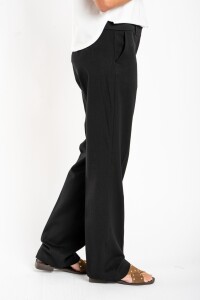 Pantalón Recto Línea Ejecutiva Negro