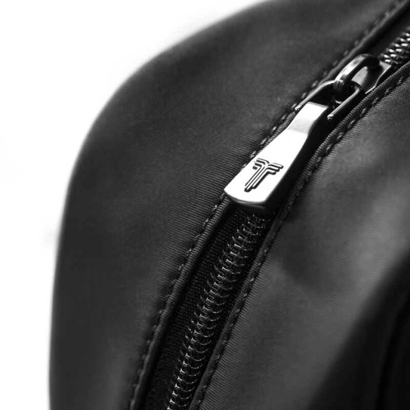 Neceser Swipe Tiffosi Unisex Negro
