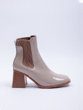 BOTA BUZZ Beige Oscuro