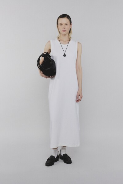 0054 COTTON DRESS SIN MANGA Crudo