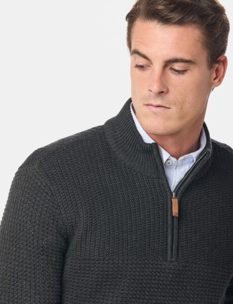 BUZO TEJIDO MEDIO CIERRE CON ESTRUCTURA Gris Oscuro