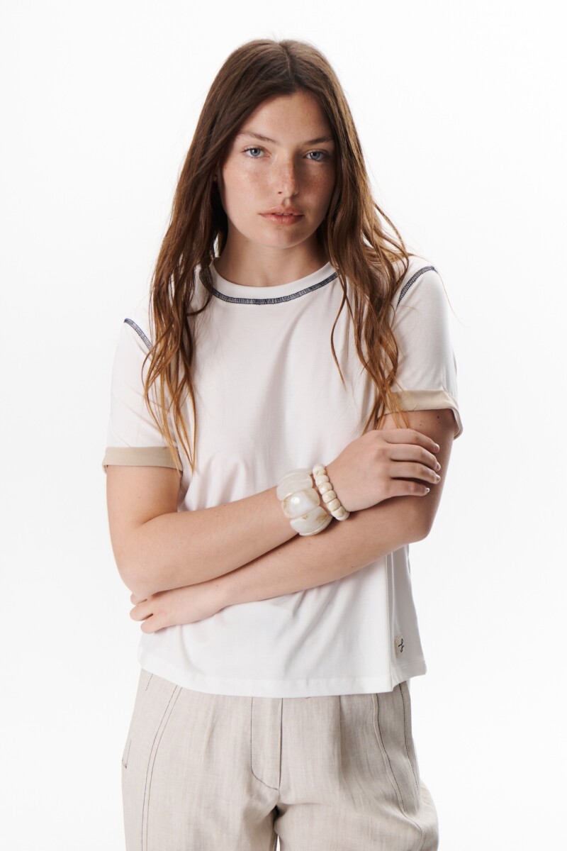 REMERA MAGELA BLANCO NG