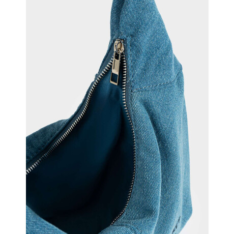 Bandolera Denim Con Charm Azul Celeste
