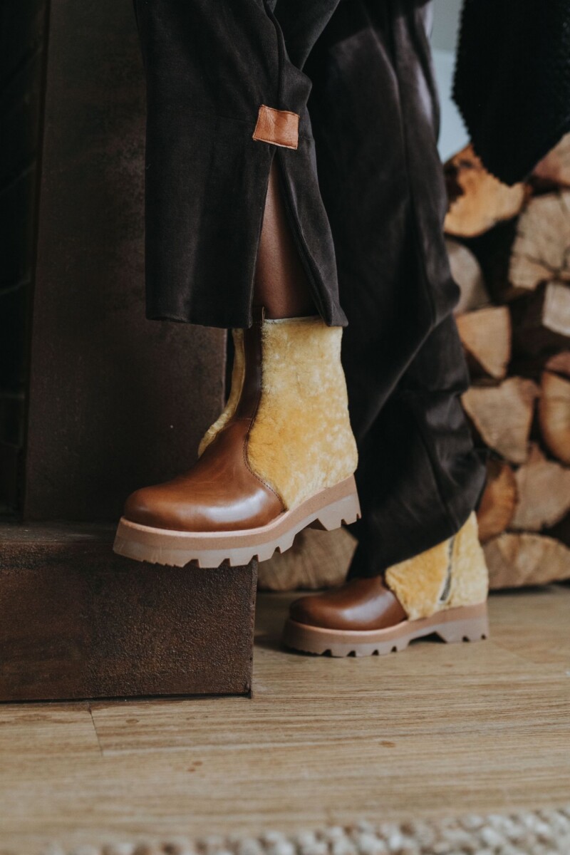 Sheep Shoes - Amarillo 