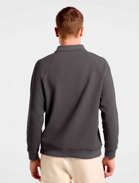BUZO TIPO POLO DE TEJIDO INTERLOCK GRIS