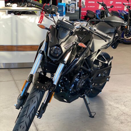 Voge R125 Negro
