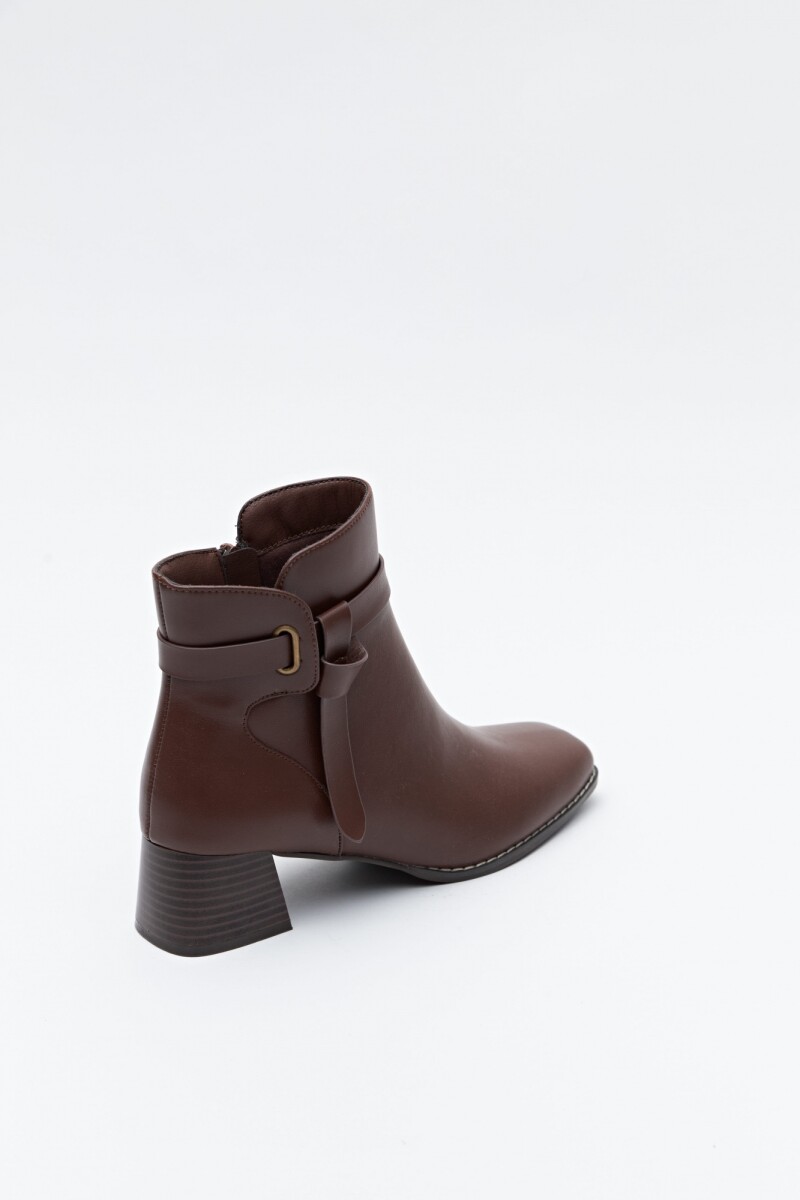 BOTA OGLIVIE Chocolate