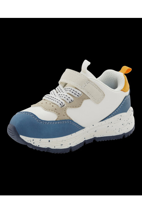 Championes casuales, diseño colorblock Championes casuales, diseño colorblock