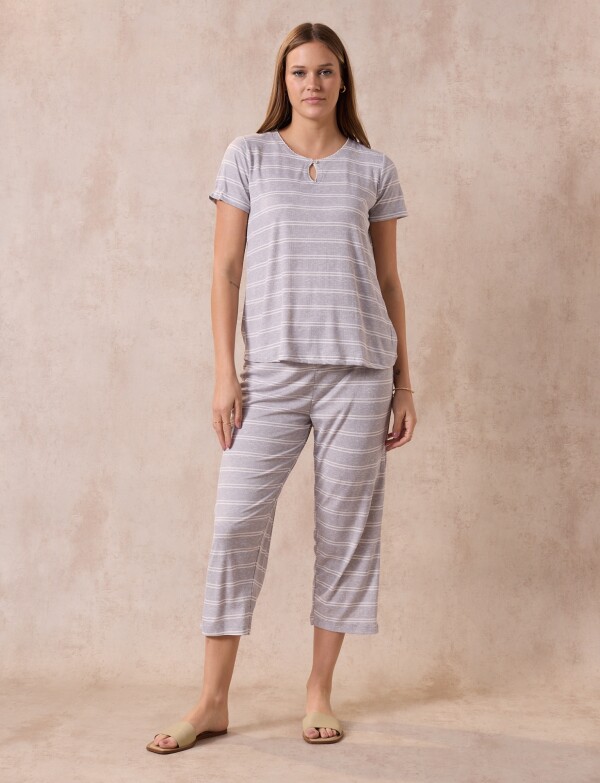 Pijama C/capri GRIS
