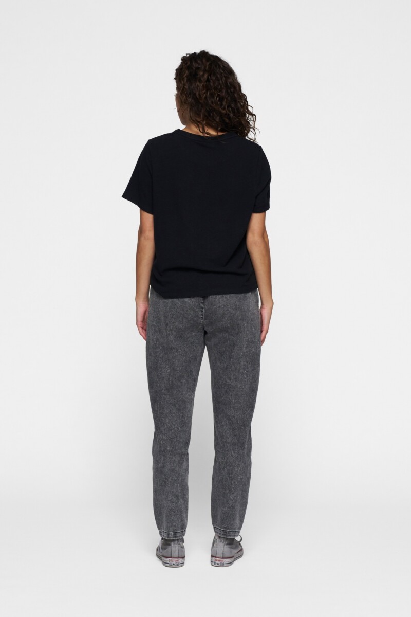 PANTALÓN CON CINTO Negro