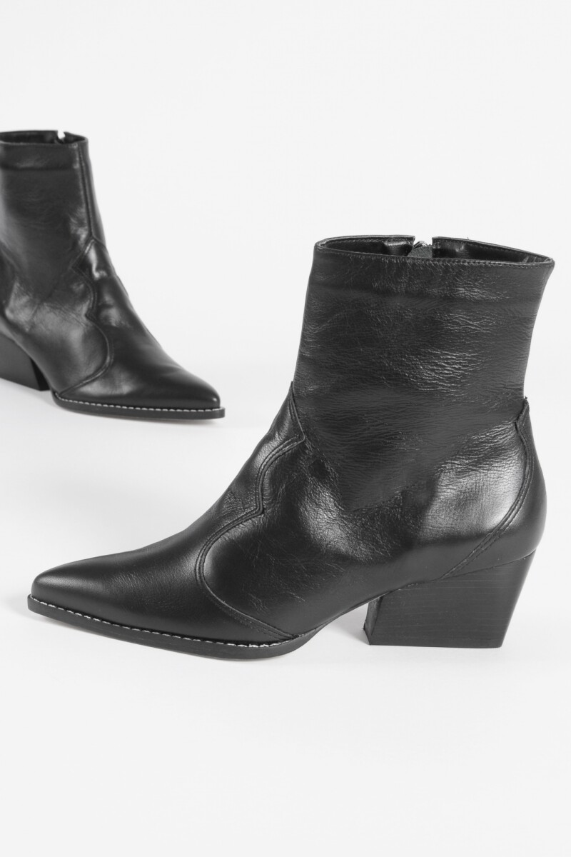 Bota Bruna de cuero con polaina desmontable negro