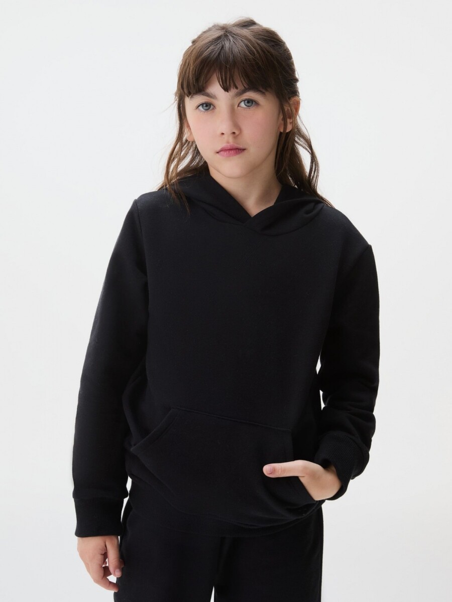 BUZO BÁSICO INFANTIL CON CAPUCHA - NEGRO 