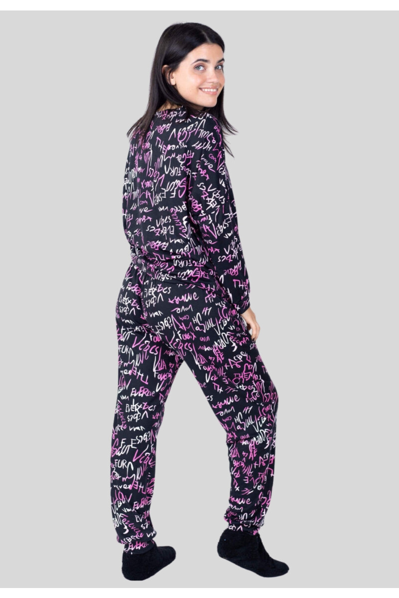 PIYAMA ESTAMPADO ESTAMPADO GRAFFITI