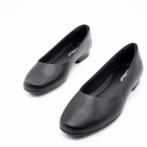 ZAPATO 35-39 NAPA PRETO
