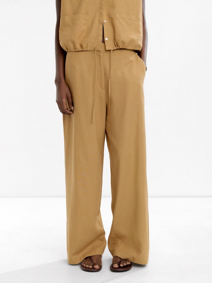 Pantalón Recto Con Lino camel
