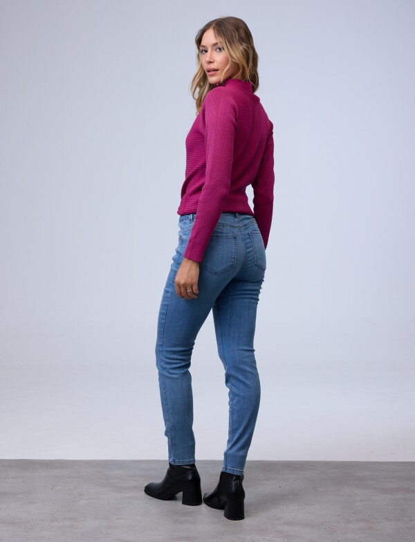 Jean Goddess JEAN CLARO