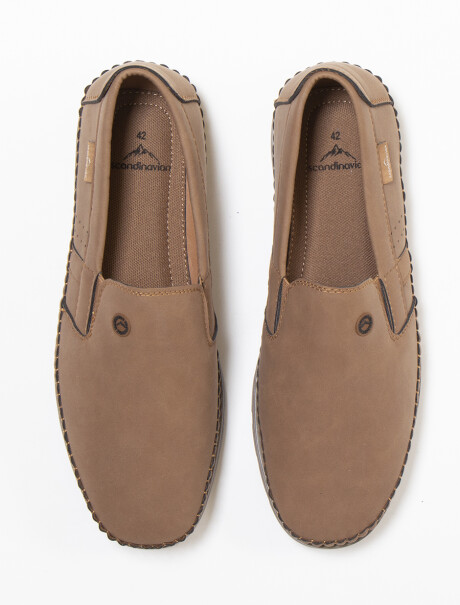 Calzado Clásico Rutero Camel