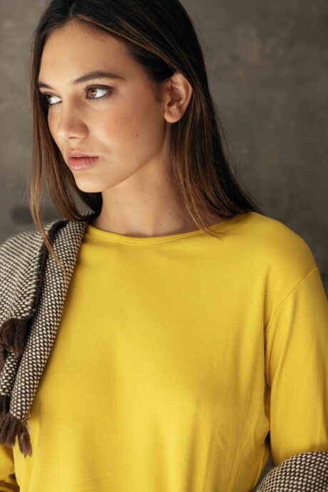 Long Sleeve T-Shirt Amarillo
