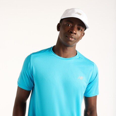 Remera New Balance de Hombre - Sport Essentials - MT41222ATD SKY BLUE