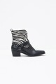 Bota de cuero Zeb con tachas negro