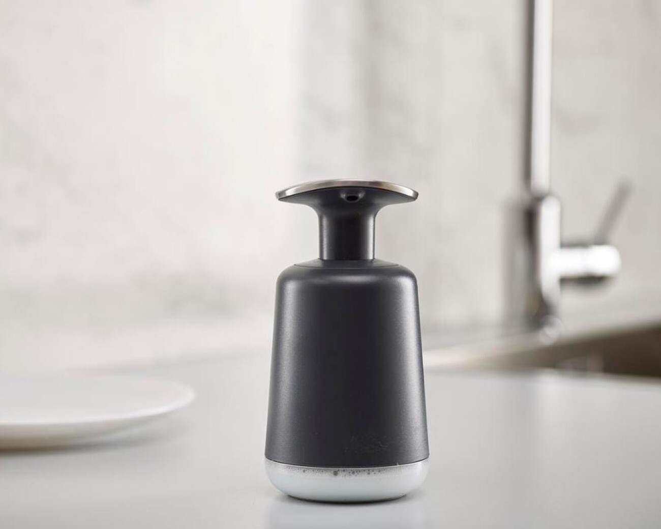 Dispensador de Jabón Presto™ Steel Joseph Joseph Dispensador de Jabón Presto™ Steel Joseph Joseph