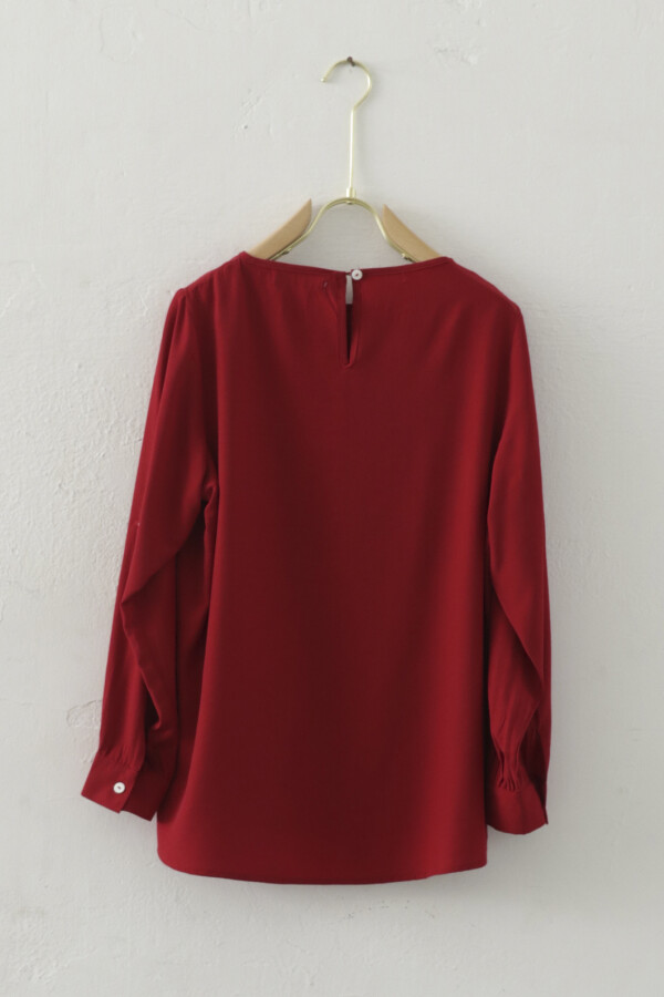 BLUSA A LA BASE ROJO