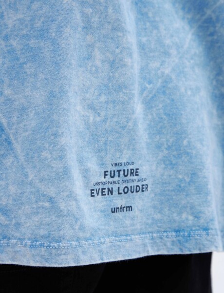 Remera Dawson Celeste