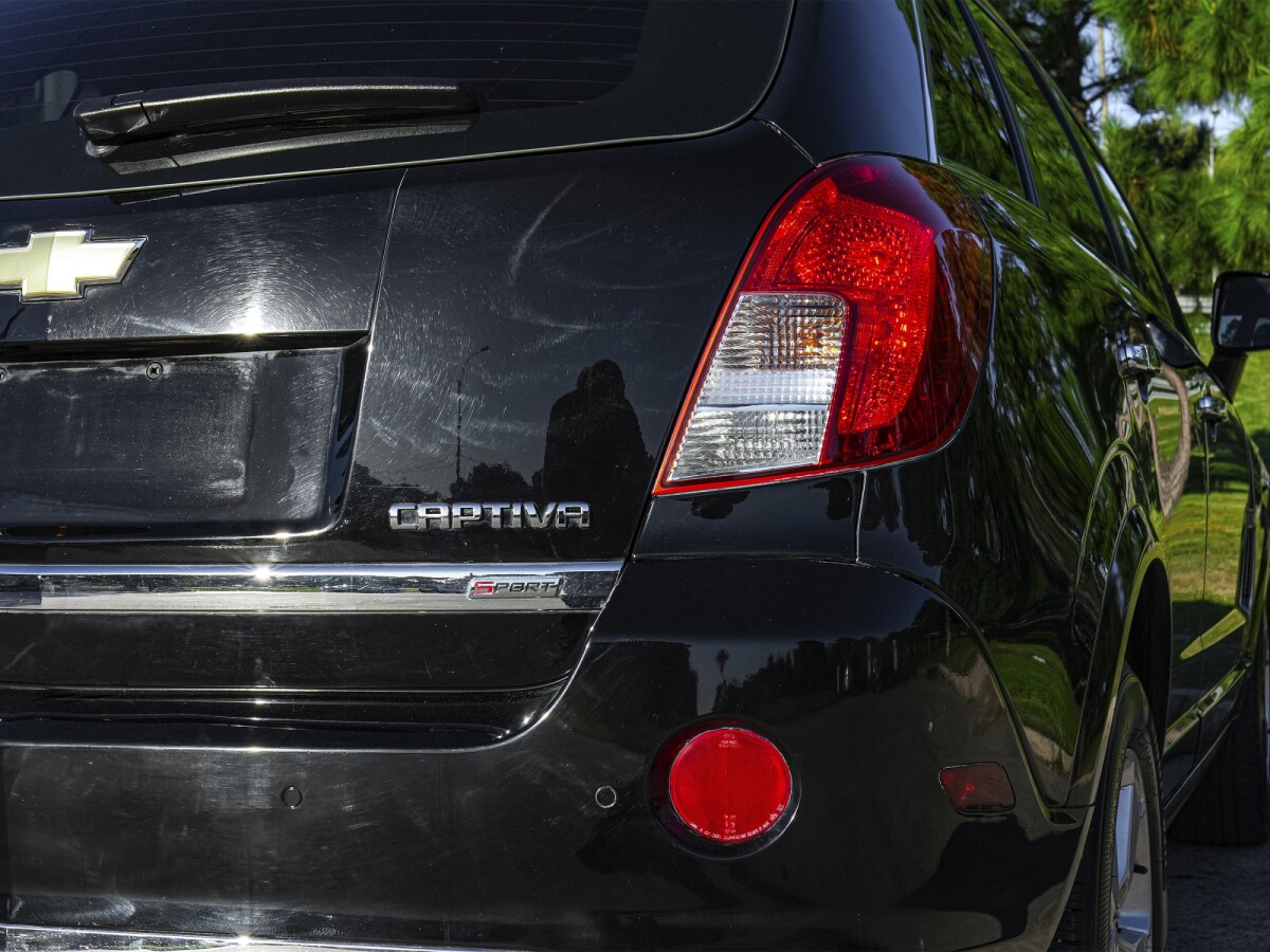 Chevrolet Captiva Sport 3.0 4x4 AT| Permuta / Financia Chevrolet Captiva Sport 3.0 4x4 AT| Permuta / Financia