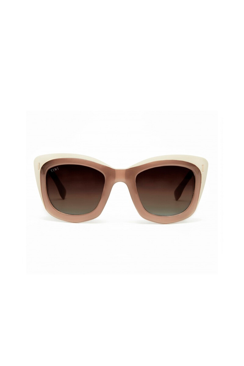 Tiwi Fier - Shiny Coconut/beige Topline With Brown Gradie 