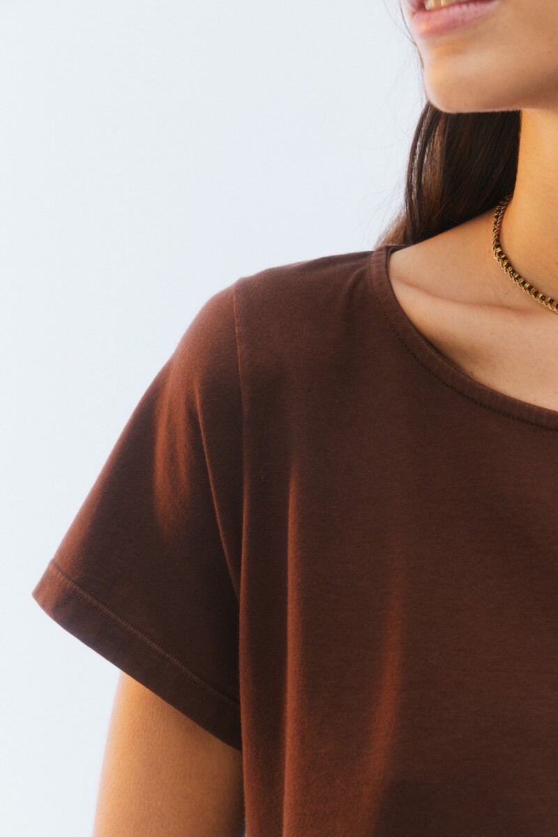 REMERA VIENA Chocolate